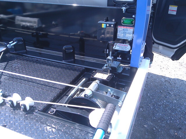 いすゞエルフセーフティローダー小型（2t・3t）[写真16]