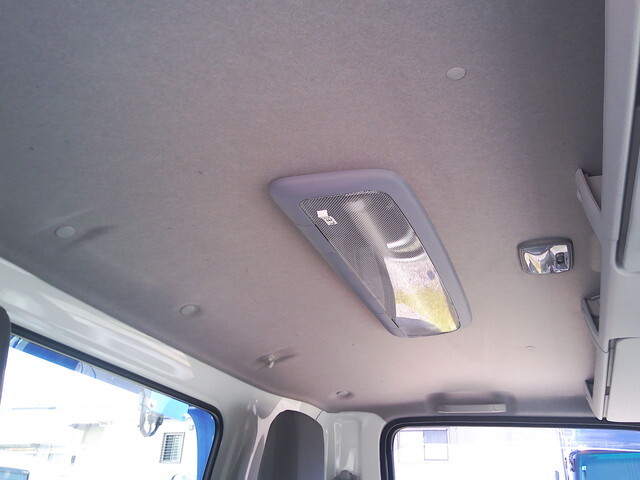 いすゞエルフセーフティローダー小型（2t・3t）[写真27]