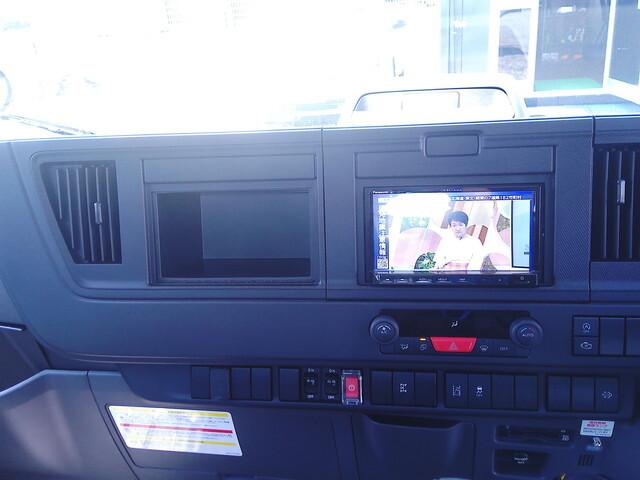 いすゞエルフセーフティローダー小型（2t・3t）[写真29]