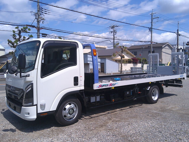 いすゞエルフセーフティローダー小型（2t・3t）[写真03]