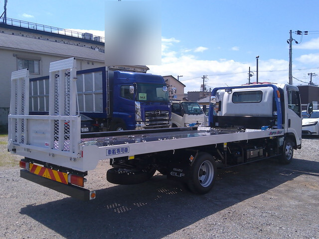 いすゞエルフセーフティローダー小型（2t・3t）[写真04]