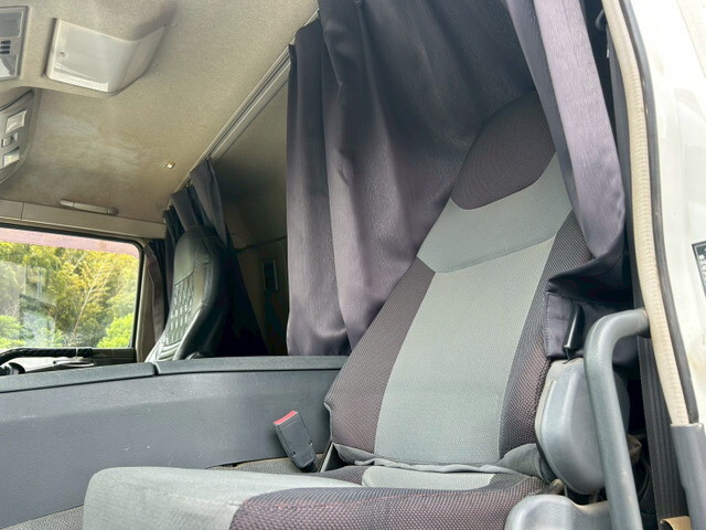 三菱ふそうスーパーグレートダンプ大型（10t）[写真14]