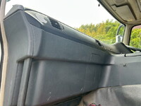 三菱ふそうスーパーグレートダンプ大型（10t）[写真16]