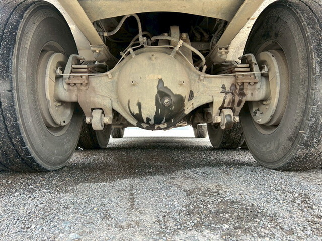 三菱ふそうスーパーグレートダンプ大型（10t）[写真37]