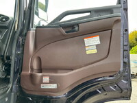 日野プロフィアトレーラーヘッド（トラクターヘッド）大型（10t）[写真16]