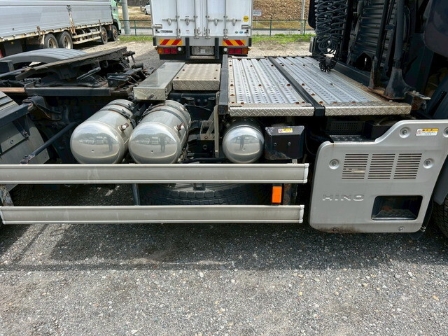 日野プロフィアトレーラーヘッド（トラクターヘッド）大型（10t）[写真36]