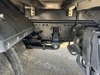 いすゞエルフ保冷バン小型（2t・3t）[写真13]