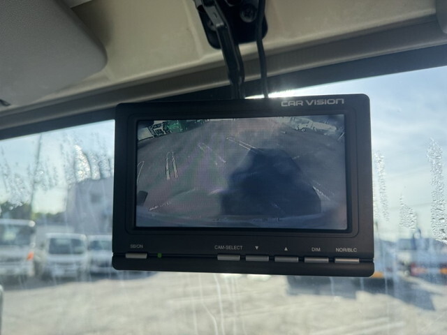 いすゞエルフ保冷バン小型（2t・3t）[写真24]