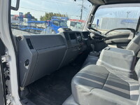 いすゞエルフ保冷バン小型（2t・3t）[写真26]