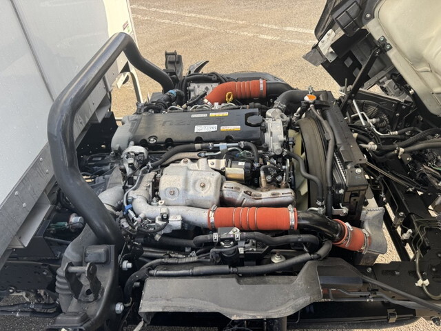 いすゞエルフ保冷バン小型（2t・3t）[写真29]