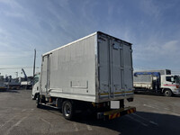 いすゞエルフ保冷バン小型（2t・3t）[写真05]