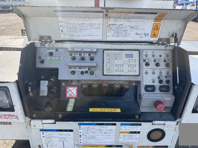 日野デュトロ高所作業車小型（2t・3t）[写真09]