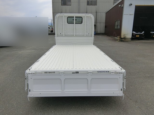 トヨタトヨエース平ボディ小型（2t・3t）[写真10]