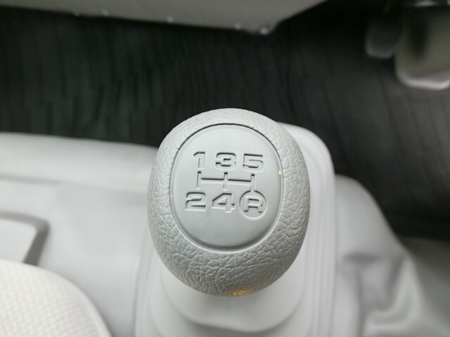 トヨタトヨエース平ボディ小型（2t・3t）[写真20]