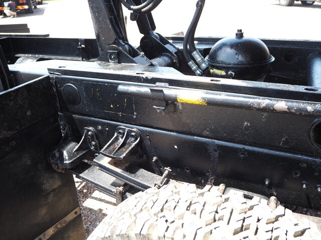 いすゞフォワード深ダンプ（土砂禁ダンプ）中型（4t）[写真21]