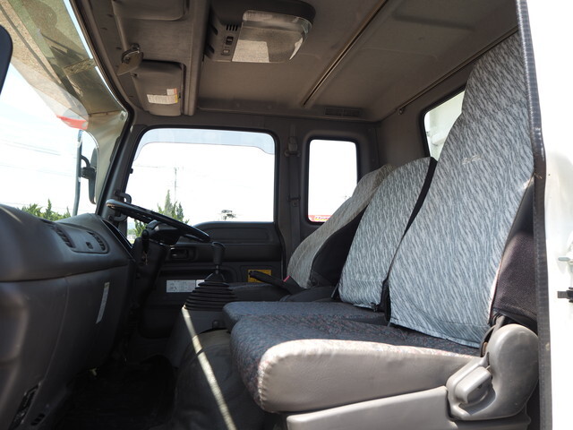 いすゞフォワード深ダンプ（土砂禁ダンプ）中型（4t）[写真34]