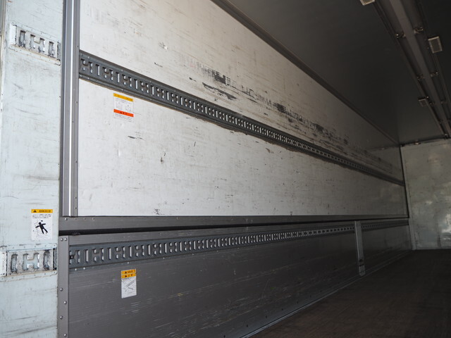 三菱ふそうスーパーグレートパネルウイング大型（10t）[写真21]