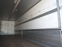 三菱ふそうスーパーグレートパネルウイング大型（10t）[写真23]