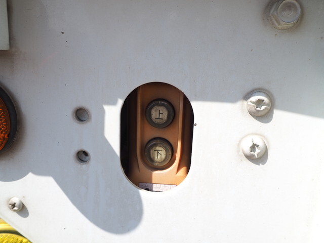 三菱ふそうスーパーグレートパネルウイング大型（10t）[写真25]