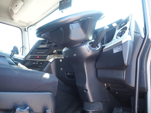 三菱ふそうスーパーグレートパネルウイング大型（10t）[写真30]