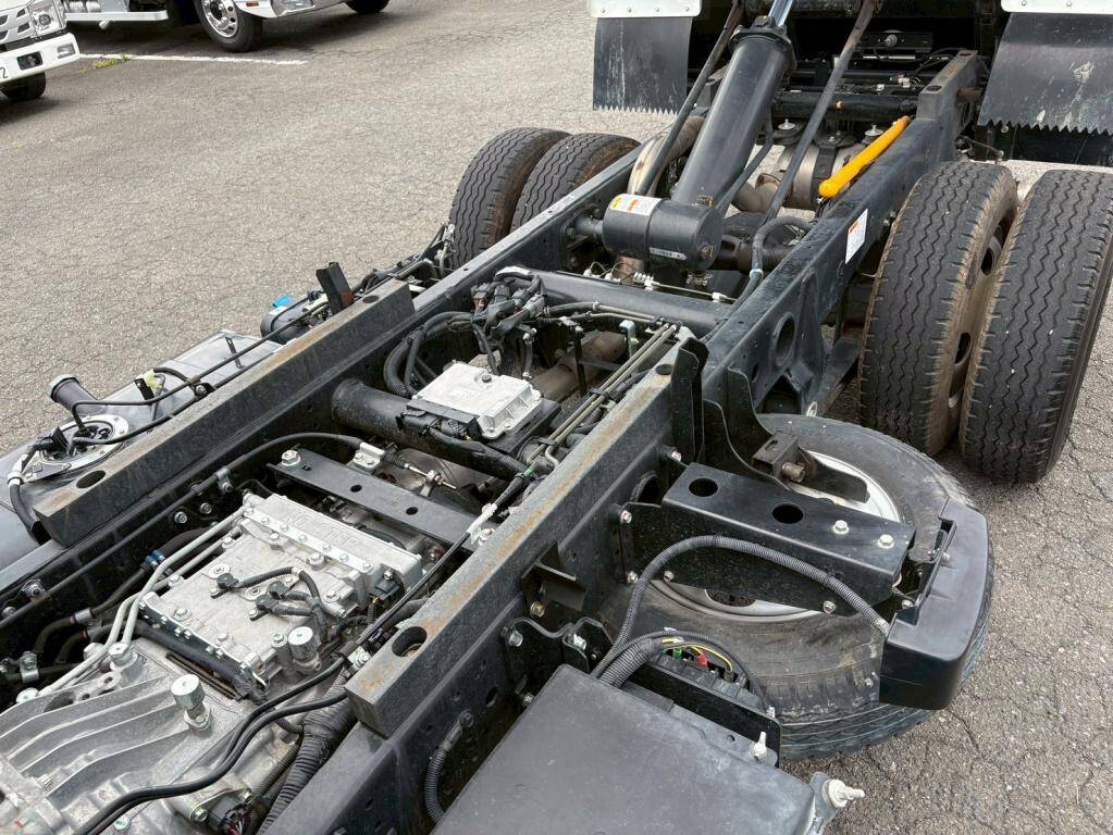 三菱ふそうキャンターダンプ小型（2t・3t）[写真14]