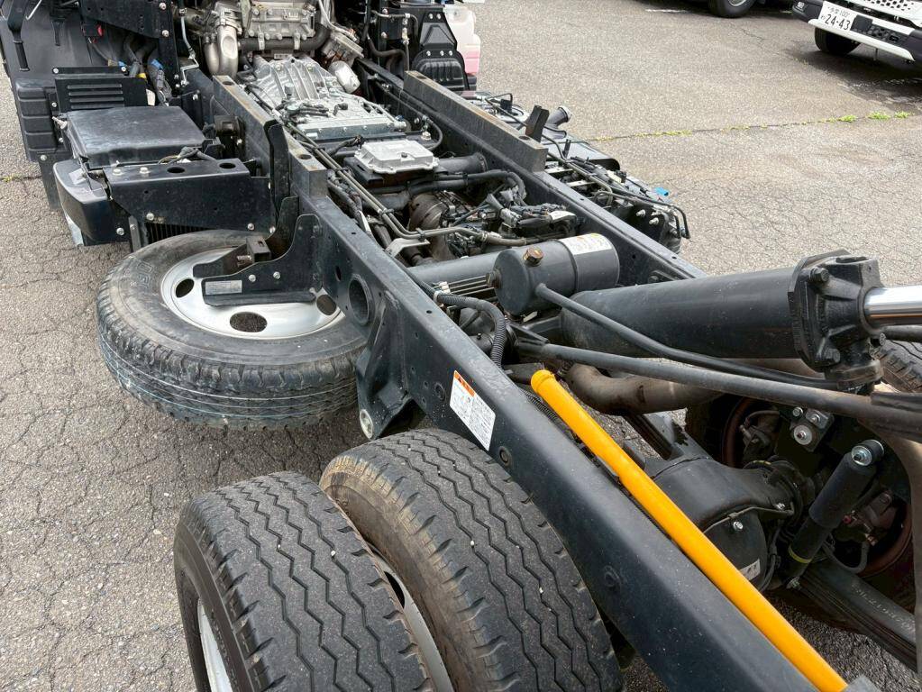 三菱ふそうキャンターダンプ小型（2t・3t）[写真15]