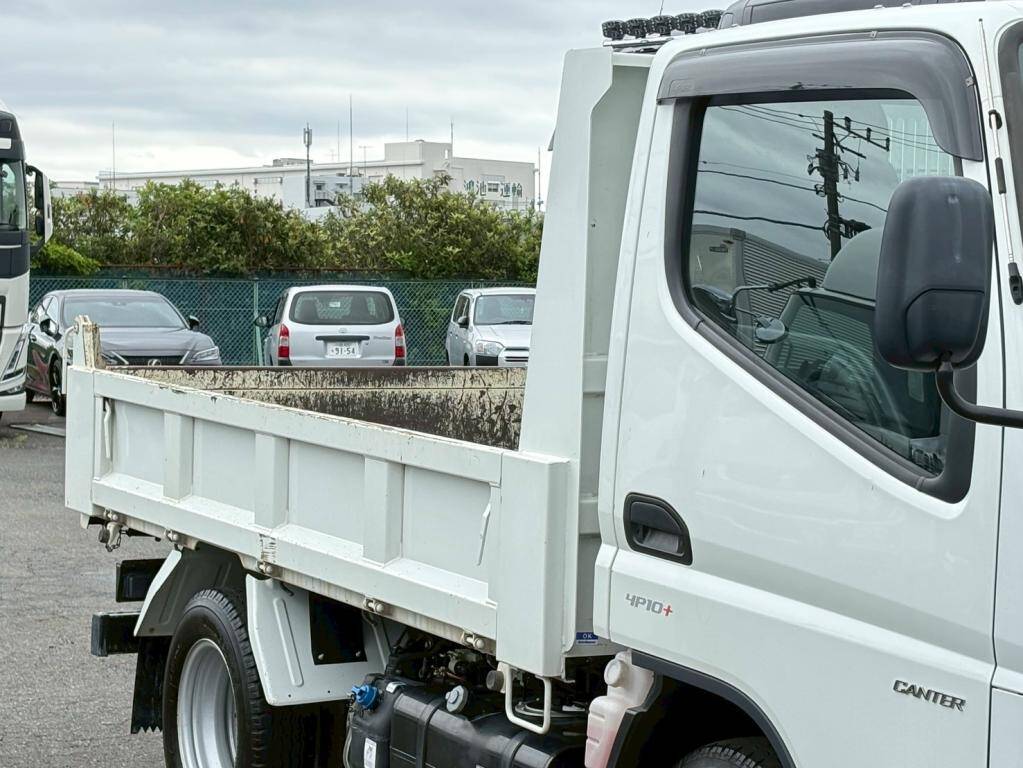 三菱ふそうキャンターダンプ小型（2t・3t）[写真05]