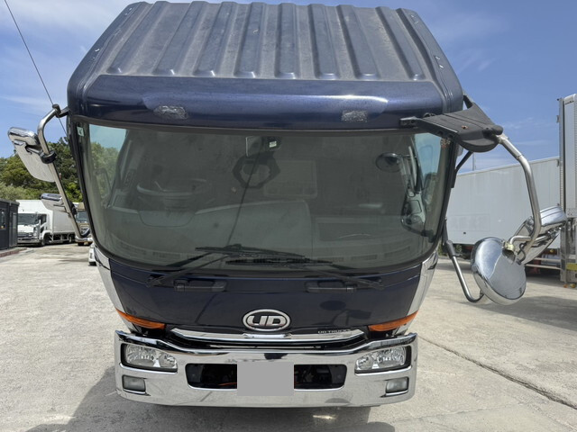 UDトラックスその他の車種冷蔵冷凍ウイング中型（4t）[写真17]