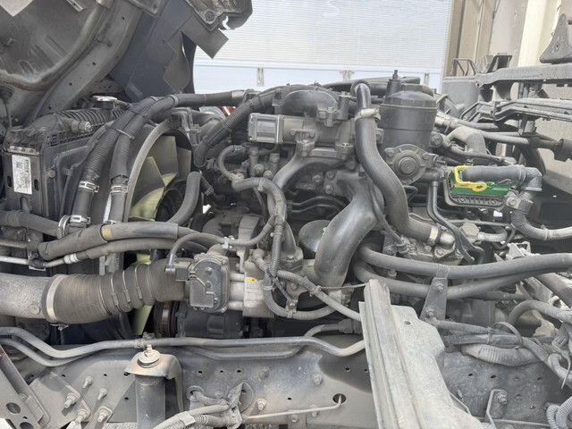 UDトラックスその他の車種冷蔵冷凍ウイング中型（4t）[写真18]