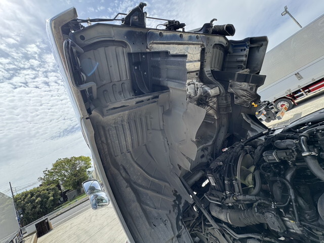 UDトラックスその他の車種冷蔵冷凍ウイング中型（4t）[写真21]