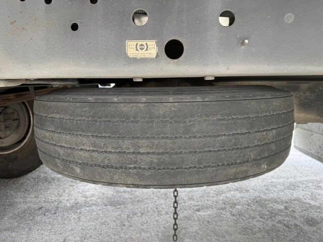 UDトラックスその他の車種冷蔵冷凍ウイング中型（4t）[写真24]