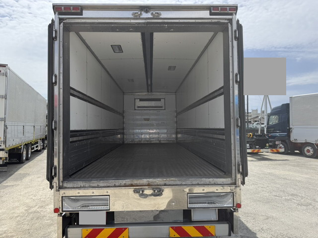 UDトラックスその他の車種冷蔵冷凍ウイング中型（4t）[写真27]