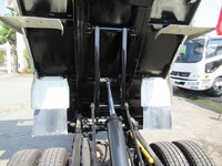 三菱ふそうキャンターダンプ小型（2t・3t）[写真13]