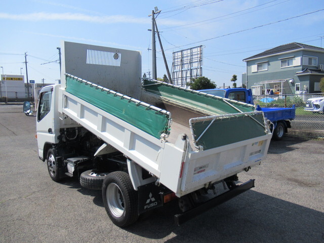 三菱ふそうキャンターダンプ小型（2t・3t）[写真02]