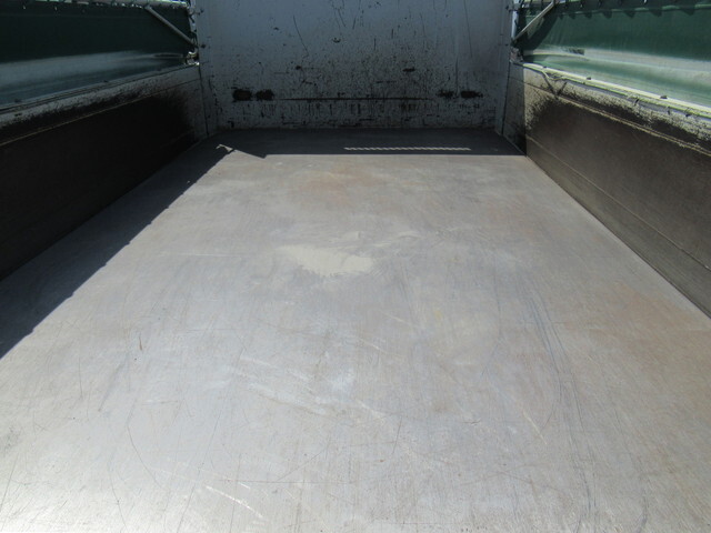 三菱ふそうキャンターダンプ小型（2t・3t）[写真06]