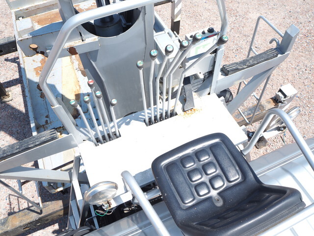 日野レンジャー穴掘建柱車中型（4t）[写真14]