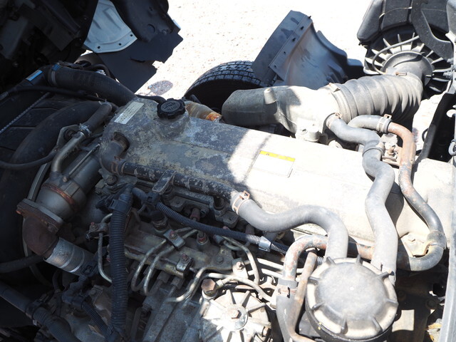 日野レンジャー穴掘建柱車中型（4t）[写真30]