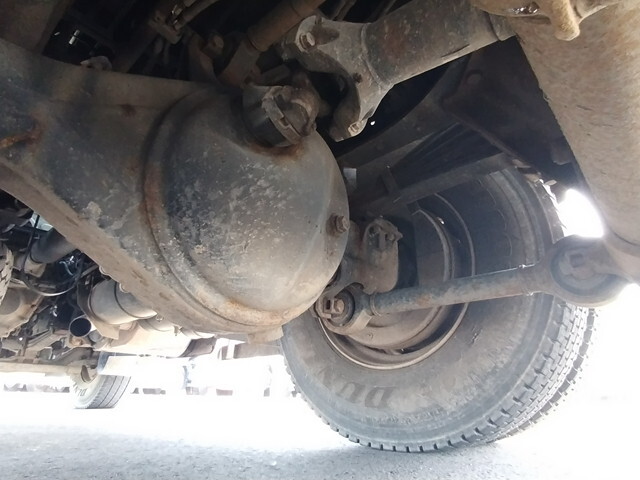 いすゞギガダンプ大型（10t）[写真14]