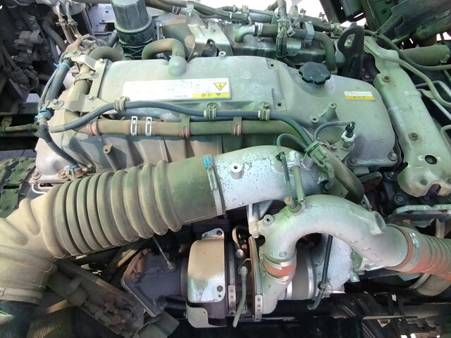 いすゞギガダンプ大型（10t）[写真20]