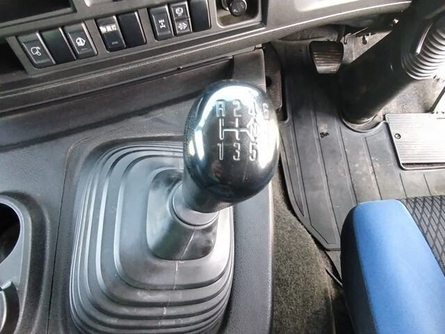 いすゞギガダンプ大型（10t）[写真28]