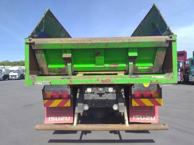 いすゞギガダンプ大型（10t）[写真08]