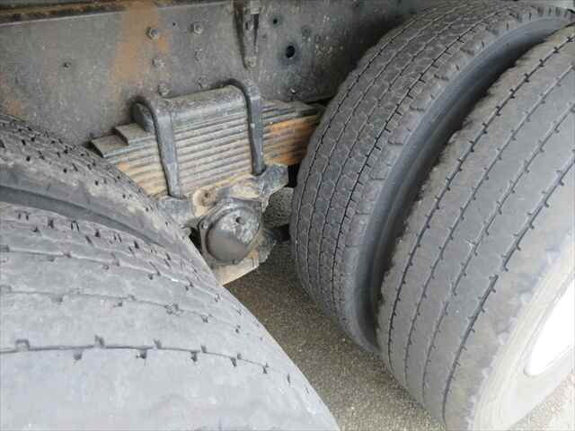 日野プロフィアダンプ大型（10t）[写真17]