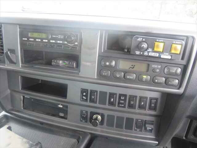 日野プロフィアダンプ大型（10t）[写真40]