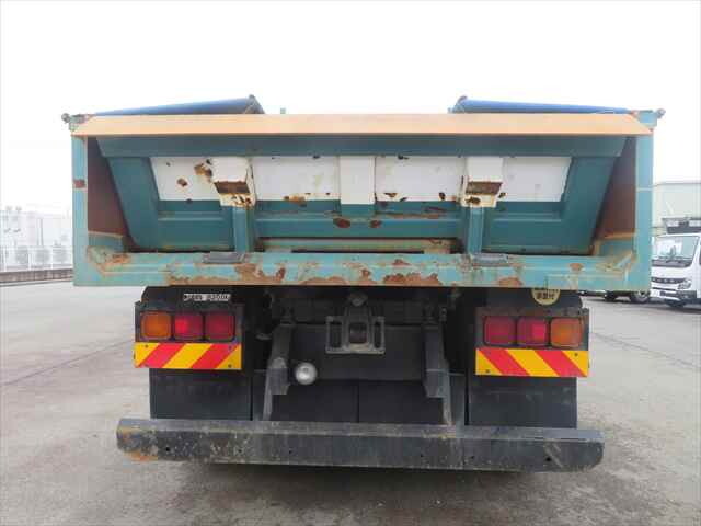 日野プロフィアダンプ大型（10t）[写真08]