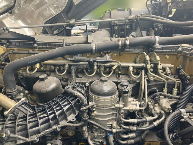 三菱ふそうスーパーグレートトレーラーヘッド（トラクターヘッド）大型（10t）[写真26]