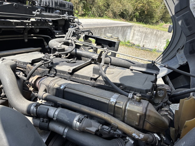 三菱ふそうスーパーグレートトレーラーヘッド（トラクターヘッド）大型（10t）[写真23]