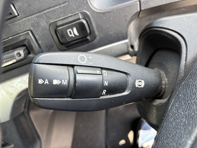 三菱ふそうスーパーグレートトレーラーヘッド（トラクターヘッド）大型（10t）[写真35]
