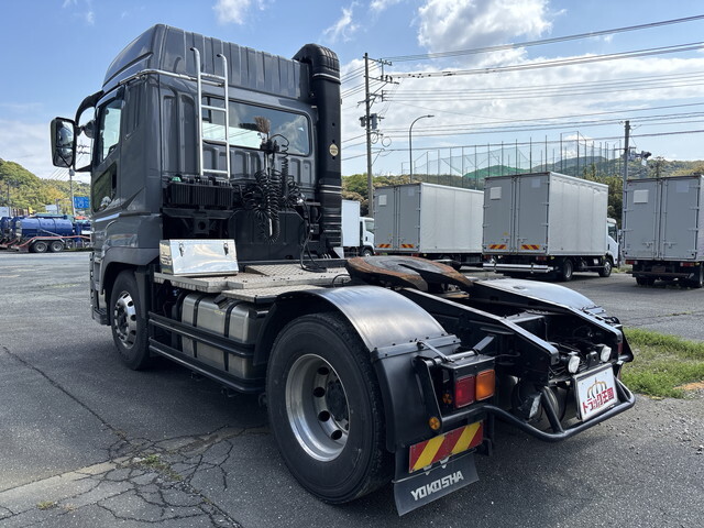 三菱ふそうスーパーグレートトレーラーヘッド（トラクターヘッド）大型（10t）[写真04]