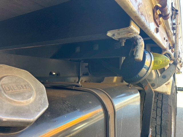 いすゞフォワードクレーン4段中型（4t）[写真23]