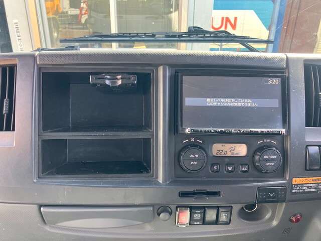 いすゞフォワードクレーン4段中型（4t）[写真37]